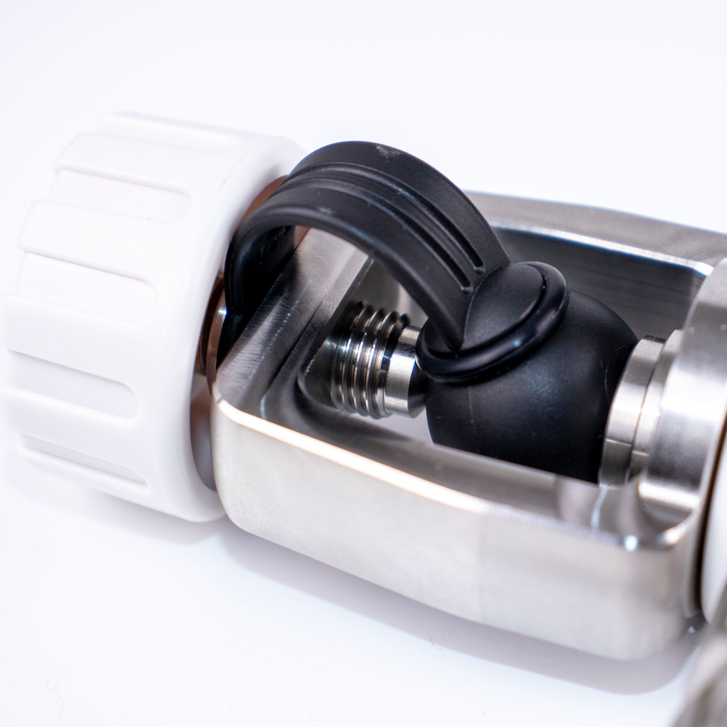 First Stage Regulator Dust Cap Yoke Style with emergency tank oring